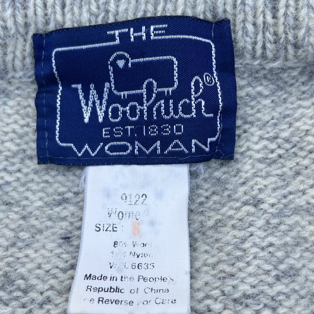 Vintage Woolrich Wool Blend Winter Themed Button Down Cardigan, Size small - Picture 3 of 9